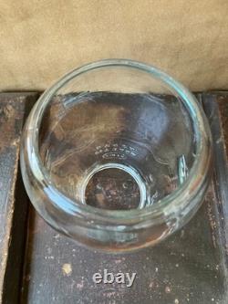 Dietz Monarch Antique Kerosene Lantern. 1942 Antique Lantern Dietz Monarch Antique Kerosene Lantern. 1942 Antique Lantern