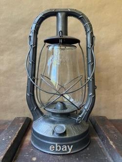Dietz Monarch Antique Kerosene Lantern. 1943 Antique Lantern