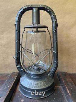 Dietz Monarch Antique Kerosene Lantern. 1943 Antique Lantern