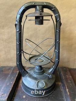 Dietz Monarch Antique Kerosene Lantern. 1943 Antique Lantern