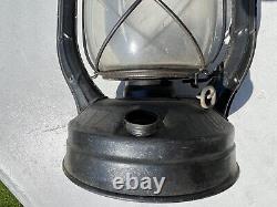Dietz Monarch Kerosene Lantern Black Barn Hurricane Lamp Vintage Antique GUC