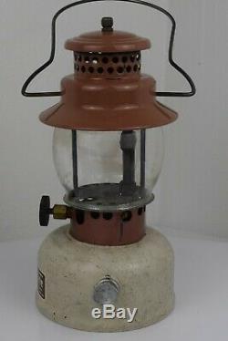 Extremely RARE Vintage Model LRL22 NICE KampLite Lantern withOriginal Globe & Box