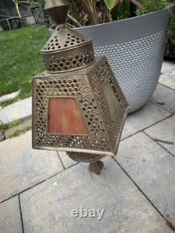 Hanging metal/brass lantern Moroccan/Middle Eastern-style lantern