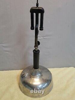 L-Vintage Antique Coleman Table Lamp Lantern without Globe