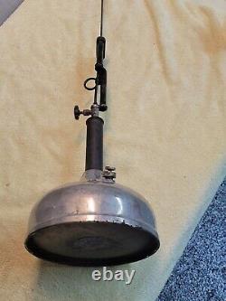 L-Vintage Antique Coleman Table Lamp Lantern without Globe