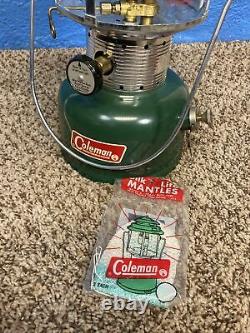 NIB Vintage 1967 Coleman Lantern 220F 195 Green Original Box & Instructions