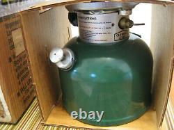 New Coleman Single Mantle Lantern Green 200A 200A700 Dated March 1981