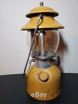 ORIGINAL Coleman 200A Lantern Gold Bond 2/73 YELLOW Rare Vintage Lantern