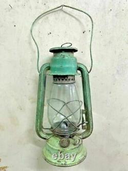 Old Antique Rare Army Color Iron Kerosene Lamp Lantern With Clear Glass Globe Mt