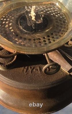 Old Vintage Dietz HY-LO Iron Kerosene Oil Lamp Lantern With Globe, Made In Usa