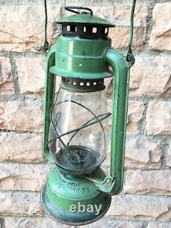 Old Vintage Rare Army Color Iron Kerosene Lamp Lantern With Original Glass Globe