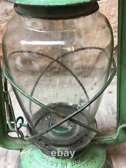 Old Vintage Rare Army Color Iron Kerosene Lamp Lantern With Original Glass Globe