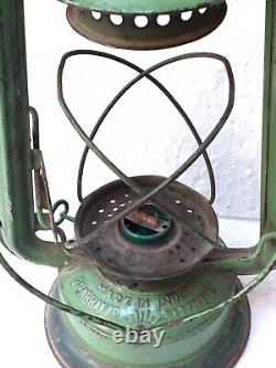 Old Vintage Rare Army Color Iron Kerosene Lamp Lantern With Original Glass Globe