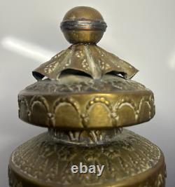 Pair Of Antique Stagecoach/Carriage /Buggy Oil Lanterns Lamps Extra Large 28