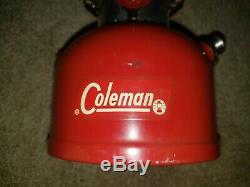 RARE Vintage Coleman Lantern 200a 1962 Burgundy With Box