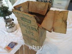 RARE Vintage Coleman Model 202 Single Mantle Lantern 1/55 with Box READ BELOW
