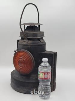 Rare ANTIQUE The ADLAKE Co. NON-SWEATING RED LENSE RR RAILROAD LAMP LANTERN
