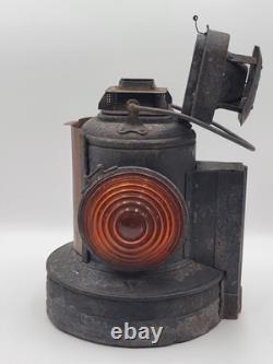 Rare ANTIQUE The ADLAKE Co. NON-SWEATING RED LENSE RR RAILROAD LAMP LANTERN