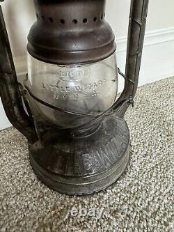 Rare Antique Little Wizard Dietz N. Y. U. S. A. Kerosene Oil Lantern With Old Glass