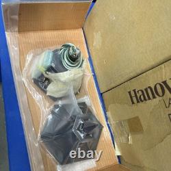 Set of 2 Vintage new in box Hanover Lantern 6305 Antique rust frosted glass post