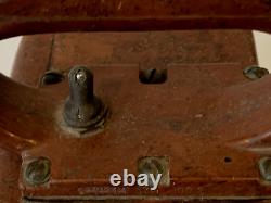 U. S. Navy WWII USN Signal Lantern Lamp Brown Bakelite 815-74434 UNTESTED