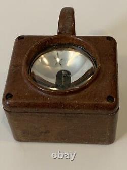 U. S. Navy WWII USN Signal Lantern Lamp Brown Bakelite 815-74434 UNTESTED