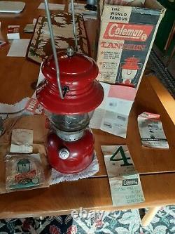 VINTAGE COLEMAN LANTERN 200A Rare BURGUNDY/MAROON COLOR 1 /1962 Single Mantle