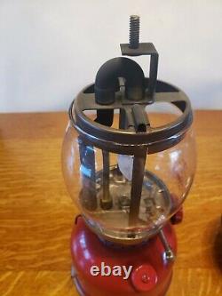 VINTAGE COLEMAN LANTERN RED SINGLE MANTLE MODEL 200A Dated 1965 REMARKABLE COND