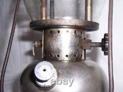 VINTAGE COLEMAN MODEL 242B LANTERN MADE IN USA 1930s with Sunrise Globe