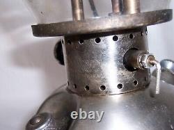 VINTAGE COLEMAN MODEL 242B LANTERN MADE IN USA 1930s with Sunrise Globe