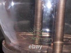 VINTAGE COLEMAN MODEL 242B LANTERN MADE IN USA 1930s with Sunrise Globe