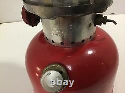 VINTAGE Cherry RED 2/73 SINGLE MANTLE COLEMAN LANTERN 200A February 1973