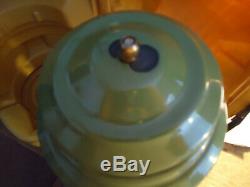 VINTAGE SEARS AVOCADO GREEN LANTERN 72325- 8/77 WithCLAM SHELL CASE3/78 NICE LOOK