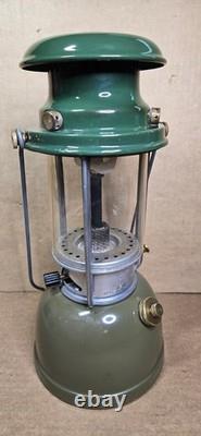 Vapalux 1974 Vintage Lantern Model 21C (129-6558) In Good Condition Untested