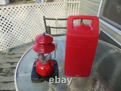 Vintage1962 Coleman 200A Single Mantle Red Lantern & Carry Case Used 1 Time