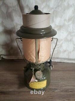 Vintage 1952 COLEMAN Lantern U. S. Military Gasoline Leaded Fuel Box & papers