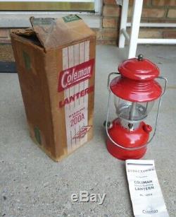 Vintage 1958 Coleman Lantern Model 200a Red Burgundy Single Mantle In Orig. Box