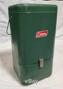 Vintage 1959 Coleman Silver/Green Lantern 202 Date 5/59 Nice withbox & safe