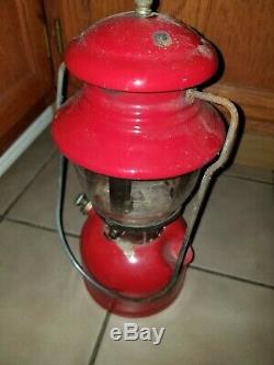 Vintage 1962 Coleman Burgundy Lantern No. 200A Dated 62 Red Pyrex Globe Camping