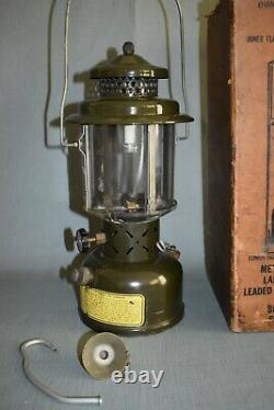 Vintage 1963 COLEMAN US MILITARY LANTERN with4 Panel Glass Nice Condition