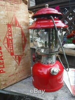 Vintage 1964 Coleman 200 Single Mantle Lantern