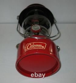 Vintage 1967 Sport-Lite Red Coleman Lantern no 200A & Box +