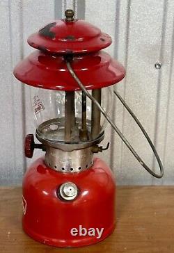 Vintage 1968 COLEMAN 200A LANTERN 1/68 Pyrex Globe Antique Camp Hunt Fish Cabin