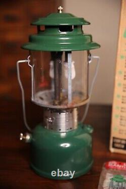 Vintage 1968 Coleman Lantern Model 220F Original Box green camping NICE