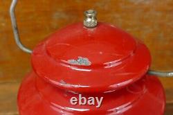 Vintage 1970 COLEMAN Single Mantle Lantern 200A195 Red In Original Box with Papers