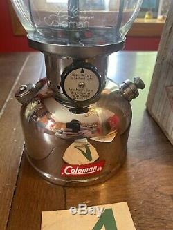 Vintage 1/1961 NEAR PERFECT CONDITION! Coleman Model 202 PROFESSIONAL Lantern