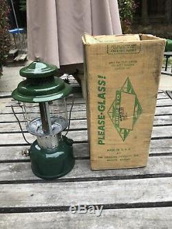 Vintage 220E Coleman Aug 1963 Lantern with Box FREESHIP