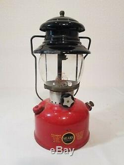Vintage 7115 year 4 1964 Sears Roebuck Red & Black Single Mantel Camp Lantern