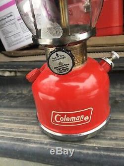 Vintage 9-1976 Coleman 200A Red Lantern Metal Case Beautiful Mint Condition Box
