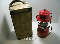 Vintage Abercrombie and Fitch Coleman Lantern Case and lantern, 200A 8-1959